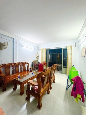 hẻm ô tô bán nr tại lê văn quới, 4,2 tỷ, 42m2, 2pn, 2wc, 2tầng, bình tân, hcm