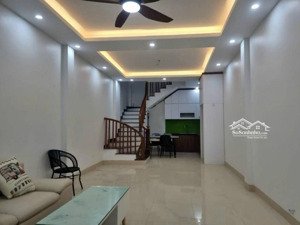 của hiếm! văn chương, căn góc 5 tầng ngõ thông kinh doanh, 30m ra oto vào ở ngay