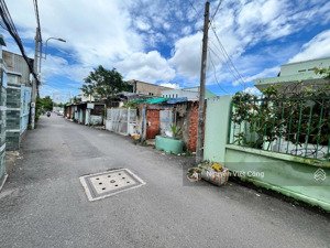 hiếm! khuôn đất đẹp (8.5x15m ~ 130m2) mt hẻm ql13 - gần vạn phúc- tiện xây khách sạn, chdv