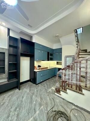 PHỐ CỔ NGỌC LÂM -- LB- TIỀN NHỎ DIỆN TÍCH TO, NHÀ MỚI 45M2--- 9,9 TỶ