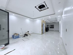 cho thuê nhà star lake, dt 110m2, 5 tầng, mt 5.5m, thang máy, nhà mới, 65tr