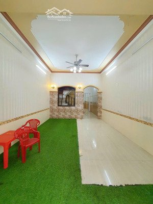 cho thuê nhà lầu 2pn nội thất cơ bản kdc 178 đường 3/2 trung tâm ninh kiều gần đh cần thơ, lộ ô tô