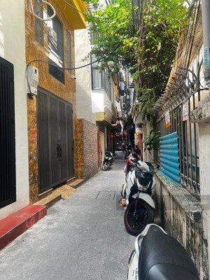 bán nhà pháo đài láng, ngõ rộng kinh doanh, gần phố, cách ô tô 100m, 36m2, 9.5 tỷ