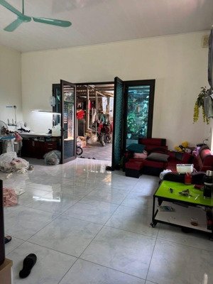 chủ cần tiền bán gấp, 148m2, ngõ ô tô vào nhà, giá bán trong tuần chỉ 6,15 tỷ