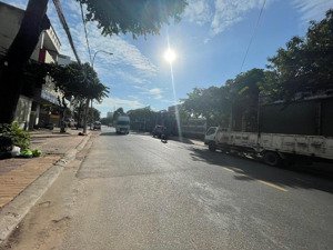 bán nhà mặt tiền huyền trân công chúa - s=170m2=6x29m - tiện kinh doanh, định cư lâu dài - 17,5 tỷ