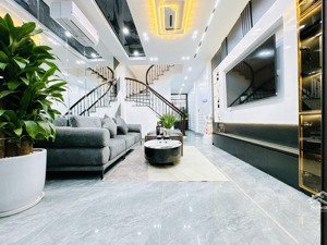 5m ra mặt phố trần duy hưng, cầu giấy. thanh máy nk. nhà mới. nội thất hiện đại. kinh doanh. hiếm.