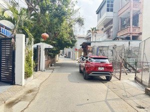 cổ dương đông anh dt 98m2 , mt 5m giá chào 5,9 tỷ khổ đất xây nhà đẹp. đường oto 5 chỗ