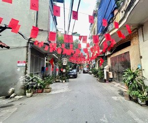 hàng hiếm tại ngô thì nhậm, 12,2 tỷ, 42m2, 3pn, 3wc, 3 tầng ô tô đỗ cửa