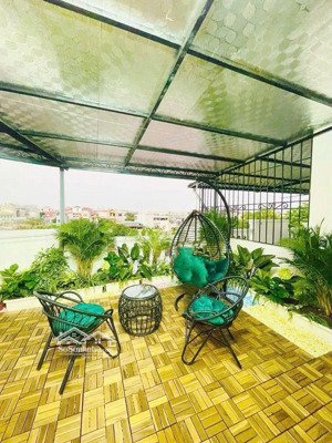 căn góc mặt phố hoa lâm - gara xe - sân nướng bbq nhích 11 tỷ