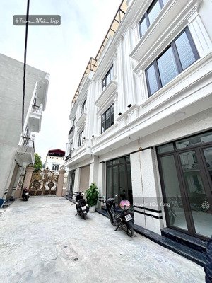 nhà xây mới 4 tầng ngõ 5m đường đằng hải sau trường cấp 3 trần phú ,xây mới độc lập ô tô để cửa.