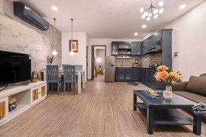 cho thuê căn hộ tân bình 1 phòng ngủ ban công gần sân bay tân sơn nhất