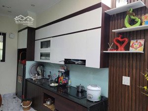 ngô quyền hà đông 50m 4 tầng , oto đỗ ngày đêm 20m , nhà dân xây chắc chắn 8.3 tỷ