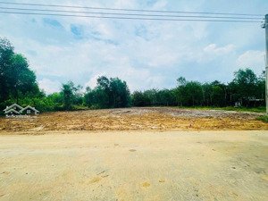 chủ ngộp nên gửi bán gấp 500m2 đất có 200m2 thổ giá 480 triệu, gần đt 757, đồng nai mới