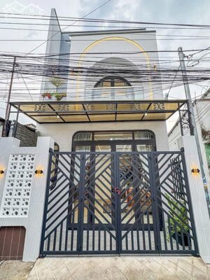 Nhà trệt lầu góc 3 phòng ngủ - Hẻm 160 Tầm Vu thông ra hẻm 50 Trần Hoàng Na