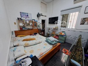 bán gấp nhà riêng 4pn, 4wc, 55m2 tại cô bắc, phường 1, phú nhuận, 8,2 tỷ vnd