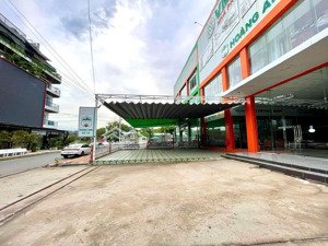 cực hot cho thuê mặt bằng 418m2, quán cafe 124m2.mặt tiền kdc công ty 8, p.cái răng, ct. 