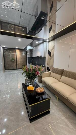 Cách phố 30m - 5 phòng ngủ - tặng nội thất - ngõ thông - TT Đống Đa - 9.85 tỷ