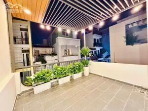 Ngay ngã tư Hàng Xanh! Bán nhà 3 tầng (4x12m) mới cứng HXH bàn cờ. Gía 8tỷ38 thương lượng