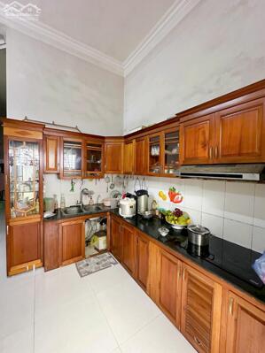 Cho thuê nhà riêng tại Liên bảo, Vĩnh Yên. DT 200m2, Giá 10tr/tháng