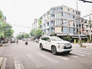 MẶT TIỀN BÌNH PHÚ 1- QUẬN 6- 4 TẦNG, 4X20M- CÓ Ô CHỜ THANG MÁY