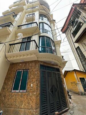 Bán nhà Tu Hoàng Nam Từ Liêm. Sổ đỏ 32m2 xây 5 tầng. Đối diện trường Đh Công Nghiệp Hà Nội
