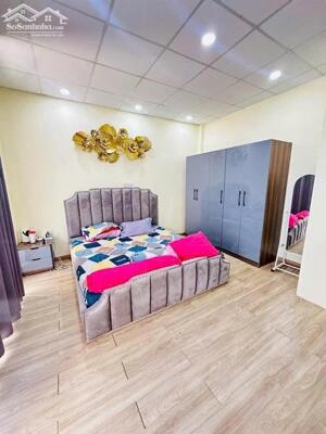 Tân Bình - Gần Mặt Tiền - Ngang Hơn 5M - 53M - Nhỉnh 6 Tỷ