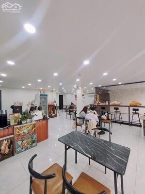 CHDV 6L có HẦM ngang 9m 140m2 26PN+MB thuê HXH tới cửa ngay ĐH Văn Lang DT 170tr 27.5 tỷ