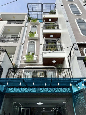 lâu lâu mới có 1 căn đẹp gửi bán gấp! hẻm xe hơi 4 lầu 4tỷ 50m2 quang trung, phường 8, quận gò vấp