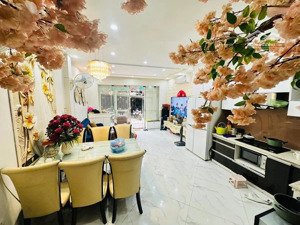 bán nhà ô đồng lầm, đống đa 41m2 mặt tiền 4,5m view hồ ba mẫu - tiện ích đời sống cao