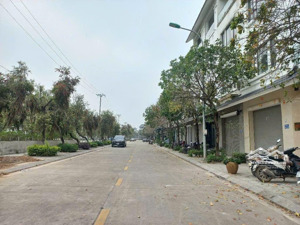 + kđt geleximco lê trọng tấn dt 60m2 , 4 tầng, 15ty hơn