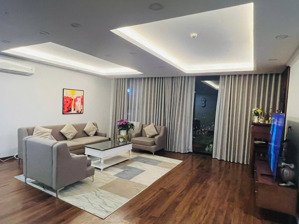 bán căn góc tầng 20 view hồ tòa n01t5,dt 102m2, 3pn,2wc.có slot ô tô, sổ lâu dài,hỗ trợ vay bank