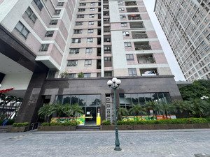 cho thuê mặt bằng tầng 1 chung cư thái hà phạm văn đồng, hà nội