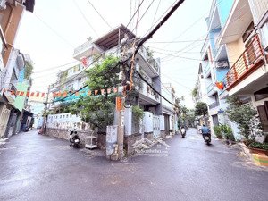 bán nhà hẻm xe hơi thông,63 m2 xây trệt lầu chỉ hơn 5 tỷ,quang trung ,quận gò vấp