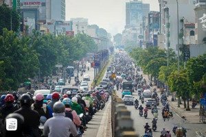 hot! bán nhà mặt tiền cộng hoà, dt: 160 m2 giá chỉ 175 tr/ m2 giá quá tốt