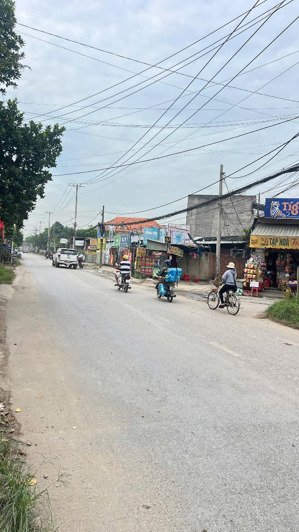 nhà xưởng sỏ hồng riêng đông thạnh dt 11 x 19 nở hậu 19 mặt tiền 12m sát hl80b, vị trí vip