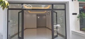 cho thuê shophouse sao biển hoàn thiện 5 tầng giá chỉ 20tr/th