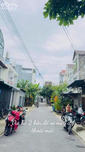 Nhà đẹp 3 lầu view công viên tân thới hiệp 21 quận 12