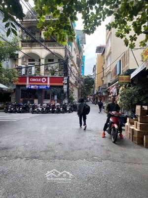 bán cc mini tại lê văn hiến, 15,8 tỷ, 50m2, 7 tầng thang máy 11pn, 11wc, hàng hot