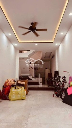 [giá thuê 14 triệu] cho thuê nhà 4 tầng mặt tiền ngô thì nhậm- vị trí kd sầm uất nhất liên chiểu