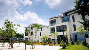 cần bán gấp biệt thự góc an quý 200m thiết kế thông tầng giá 5x