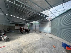 cho thuê kho đường đặng thùy trâm, p. 13, q. bình thạnh diện tích: 10 x 20m kết cấu: có gác