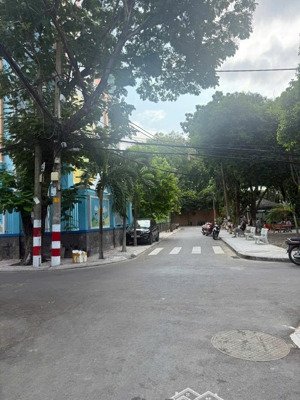 mặt tiền khu vip cư xá phú thọ hoà. p10. tân bình.dt 5x11m. giá 8.7 tỷ