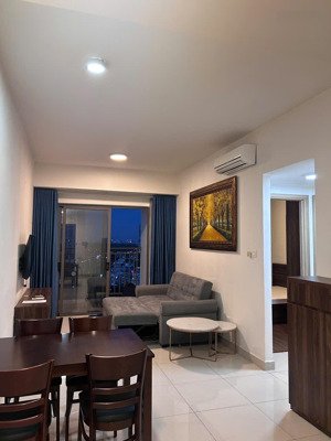 chính chủ cần bán gấp căn hộ 1 pn dự án the sun avenue, full nội thất, có hđ thuê 15tr/tháng