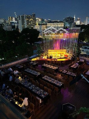 rooptop ngay trung tâm nguyễn huệ quận 1 - diện tích 1200m2