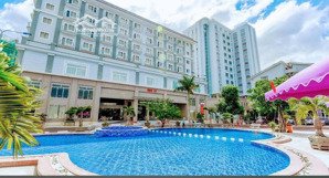 cho thuê phòng khách sạn 4 sao sát biển, gần trần phú, gần chợ, quán ăn giá cực rẻ tại nha trang