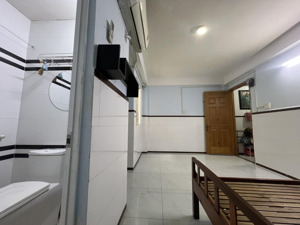 phòng máy lạnh 20m2 - free wifi,để xe - hẻm oto thông tứ tung - đối diện vạn phúc - ko ngập