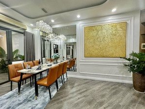 bán căn hộ 90m2 tòa c18 lạc long quân, tây hồ, giá nhỉnh 8 tỷ, lh 