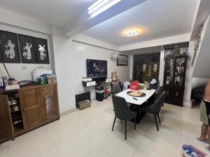 hiếm! nhà đẹp hồ ba mẫu, đống đa, ngõ nông, 46m2, 5 tầng, mặt tiền 4.3m, 12.9 tỷ có tl