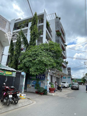 bán nhà đường số 3 p. bình hưng hoà q. bình tân 1trệt 1lầu hẻm xe hơi full nội thất giá : 6tỷ350