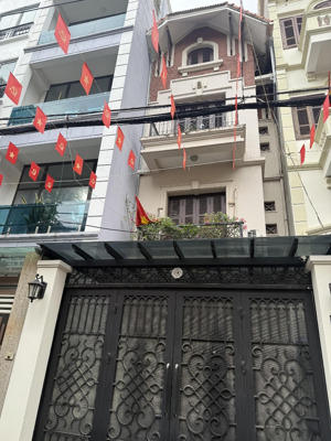 chính chủ bán nhà dân xây bê tông chắc chắn 90m láng, giá 22,5 tỷ (250tr1m) lh 